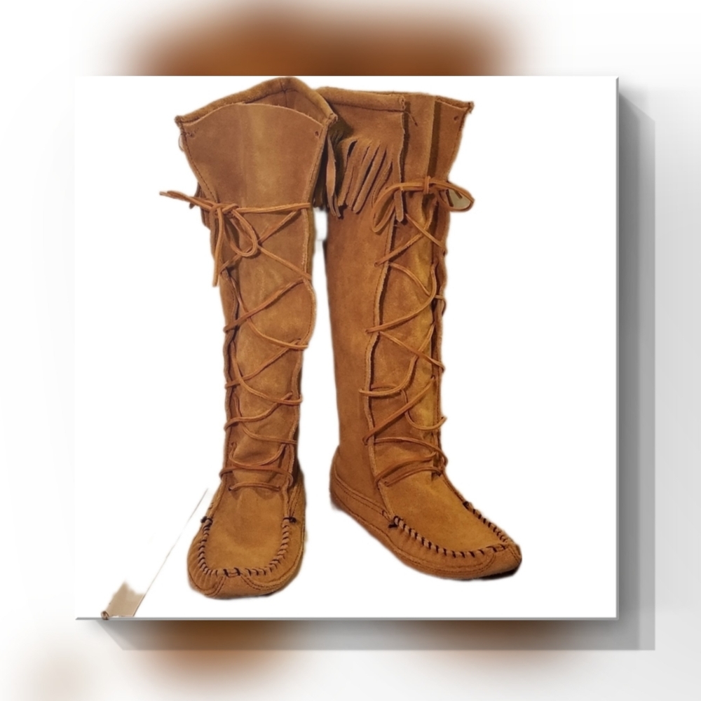 Minnetonka Moccasin Boots - Picture 7 of 13